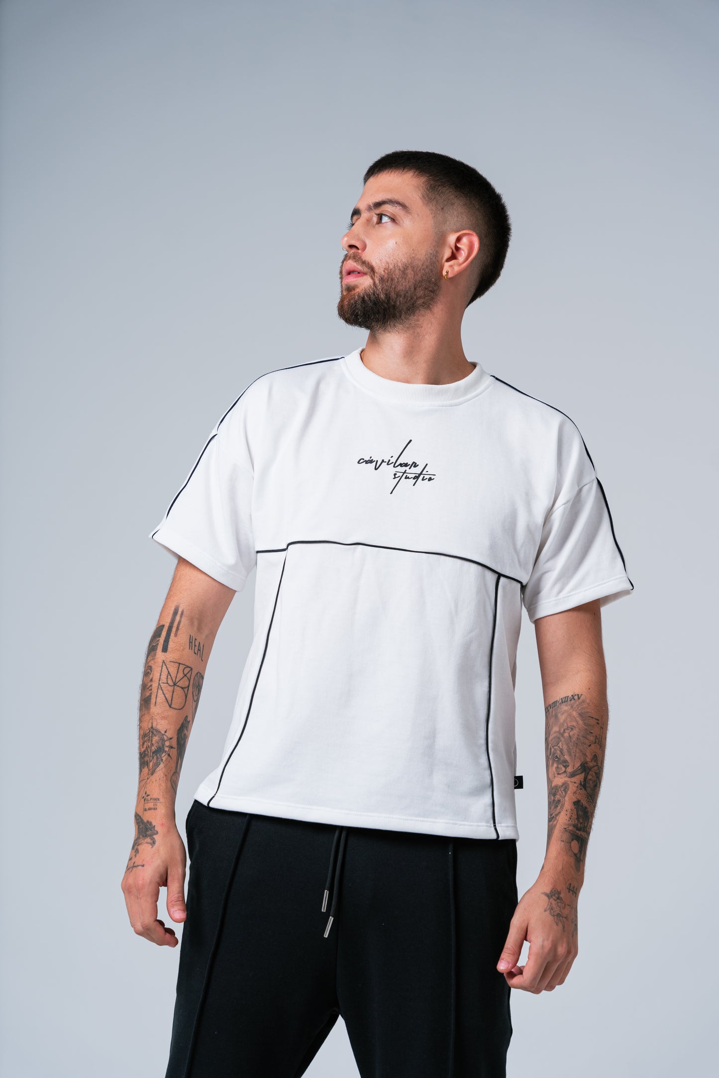 CAMISETA LÍNEAS