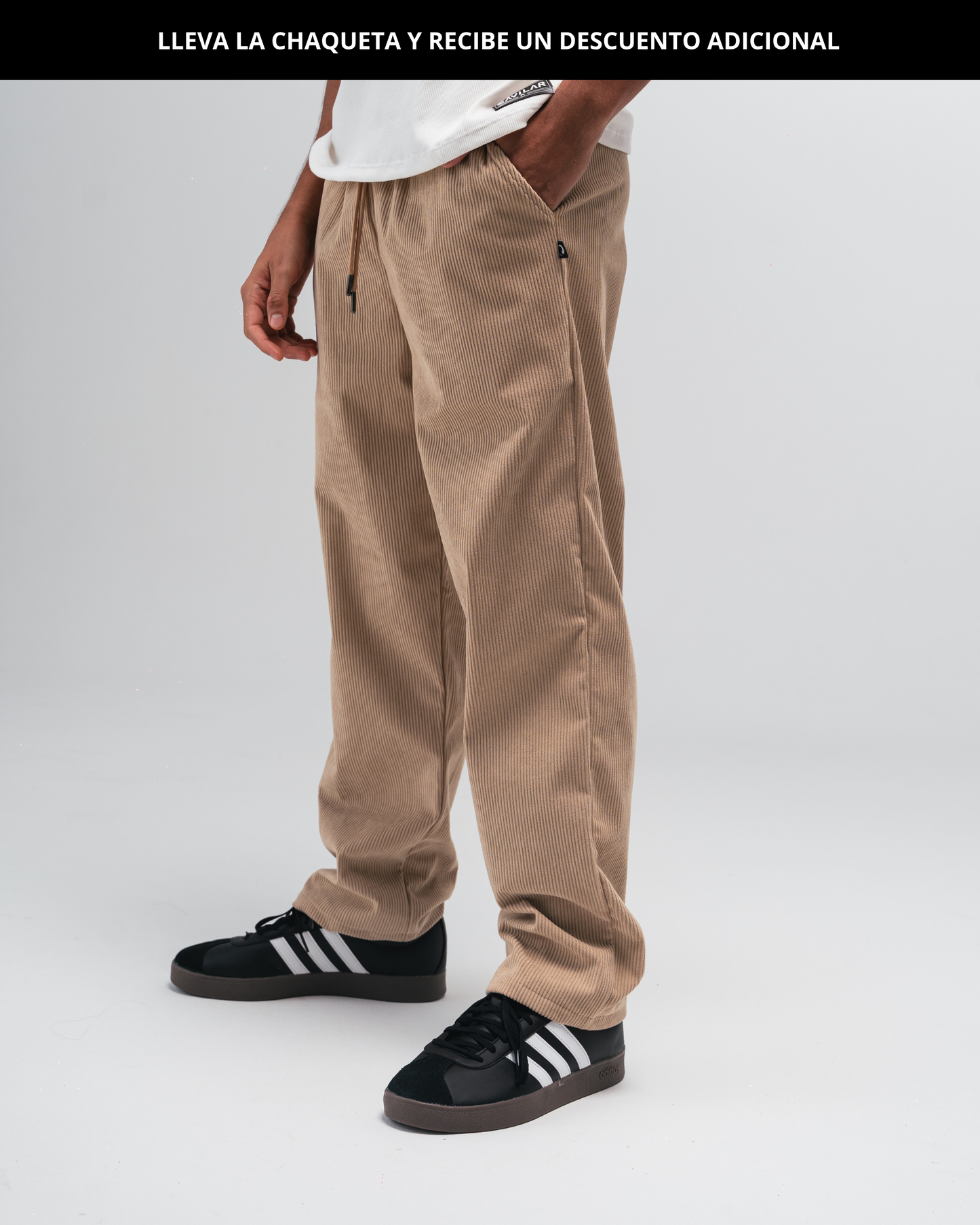 Pantalón cordoroy para hombre CÁVILAR - color beige, vista frontal