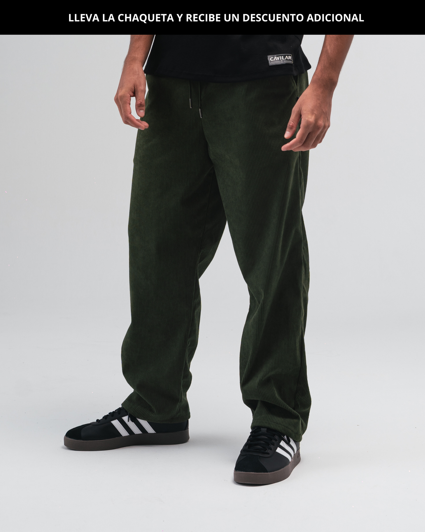 Pantalón cordoroy para hombre CÁVILAR - color verde militar, vista frontal
